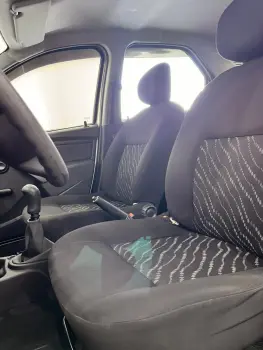 LOGAN Authentique Hi-Flex 1.0 16V 4p