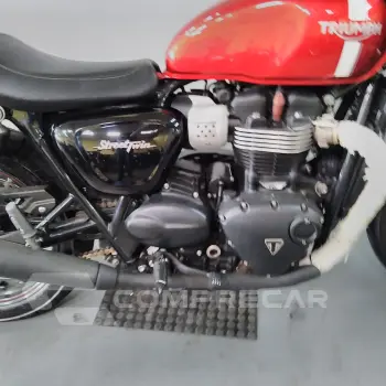 STREET TWIN 900