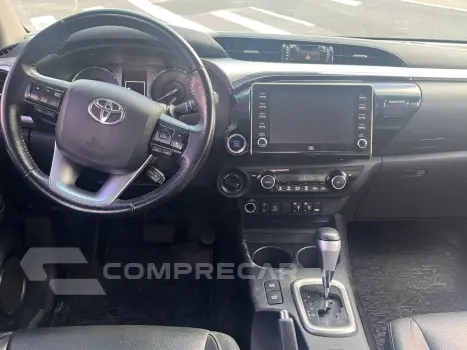 Hilux 2.8 D-4D TURBO DIESEL CD SRX 4X4 AUTOMÁTICO