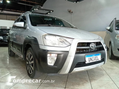 Etios Cross 1.0