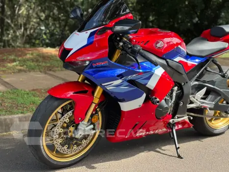 CBR 1000RR-R Fireblade SP