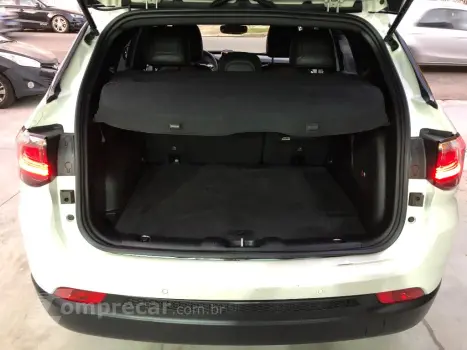 COMPASS LONG. T270 1.3 TB 4x2 Flex Aut.