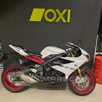 DAYTONA 675R