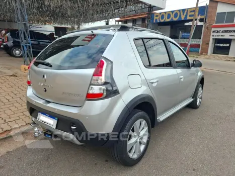 Sandero 1.6 STEPWAY 16V FLEX 4P AUTOMÁTICO