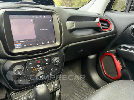 RENEGADE 1.3 T270 Turbo Trailhawk 4X4