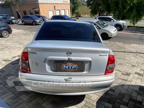 Corsa Super 1.6 MPFI 8v 5p