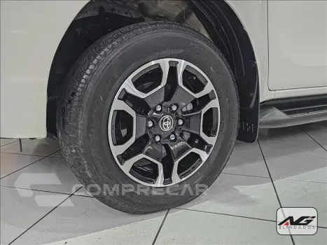 HILUX 2.8 D-4d Turbo CD SRX 4X4