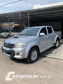 Toyota HILUX 2.7 SRV 4X4 CD 16V 4 portas