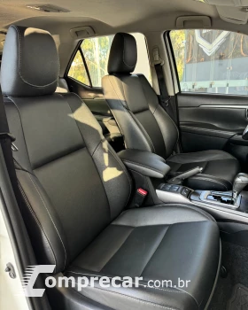 HILUX SW4 2.7 SRV 7 Lugares 4X2 16V