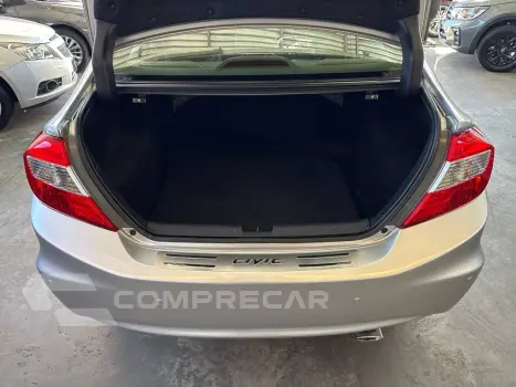 Civic Sedan LXR 2.0 Flexone 16V Aut. 4p