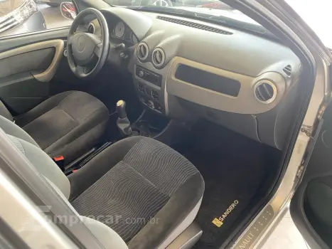 SANDERO 1.6 Privilège 8V