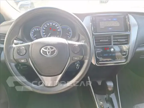 YARIS 1.5 16V FLEX SEDAN XL LIVE MULTIDRIVE