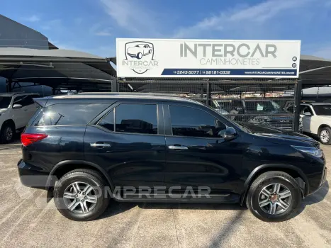 HILUX SW4 2.7 SRV 7 Lugares 4X2 16V