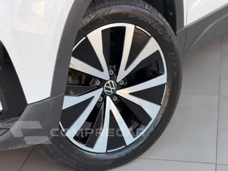 TAOS 1.4 250 TSI TOTAL FLEX HIGHLINE AUTOMÁTICO