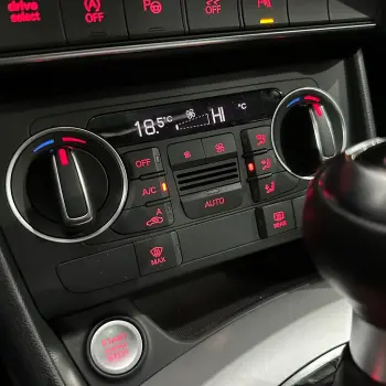 Q3 2.0 TFSI Quat. 211/220cv S-tronic 5p