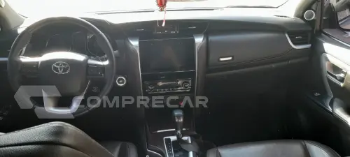HILUX SW4 2.8 D-4d Turbo SRX 4X4