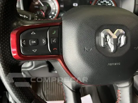 1500 5.7 V8 GASOLINA REBEL CD 4X4 AUTOMÁTICO