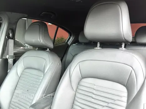 FASTBACK 1.3 TURBO 270 FLEX LIMITED EDITION AT6