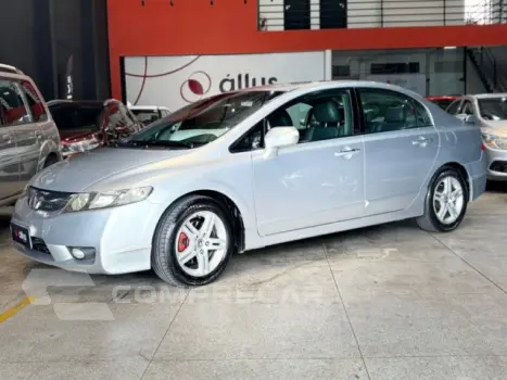 CIVIC - 1.8 EXS 16V 4P AUTOMÁTICO