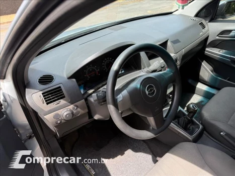 VECTRA 2.0 MPFI Expression 8V