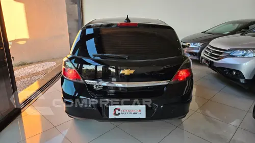 VECTRA 2.0 MPFI GT Hatch 8V