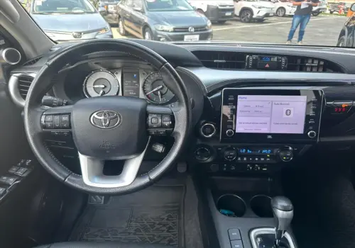 HILUX 2.8 D-4D TURBO DIESEL CD SRX 4X4 AUTOMÁTICO
