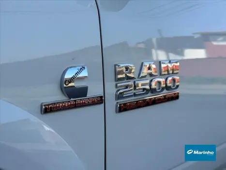 2500 6.7 LARAMIE 4X4 CD I6 TURBO DIESEL 4P AUTOMÁ