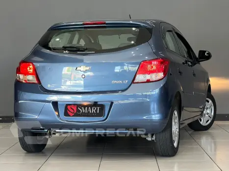 ONIX 1.0 MPFI LT 8V FLEX 4P MANUAL