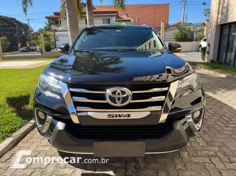 HILUX SW4 2.8 SRX 4X4 7 Lugares 16V Turbo Intercooler