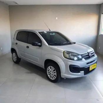 Fiat FIAT UNO ATTRACTIVE 1.0 4 portas