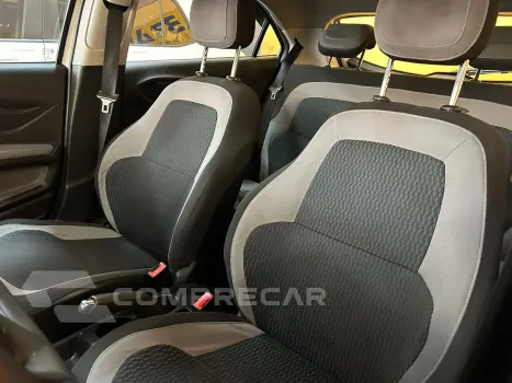 ONIX HATCH LS 1.0 8V FlexPower 5p Mec.