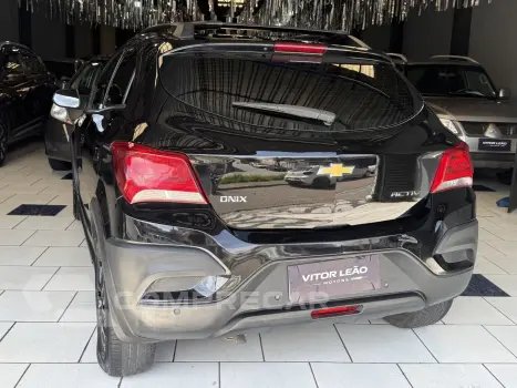 ONIX 1.4 MPFI ACTIV 8V FLEX 4P AUTOMÁTICO