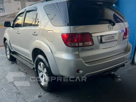 HILUX SW4 - 3.0 SRV 4X4 16V TURBO INTERCOOLER 4P AUTOMÁTICO