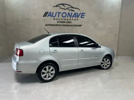 Polo Sedan 1.6 4P FLEX COMFORTLINE I-MOTION AUTOMATIZADO