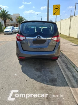 J6 2.0 16V 7 Lugares