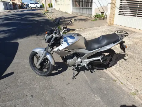 Yamaha Fazer 250