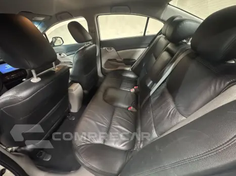 Civic 1.8 16V 4P FLEX LXS AUTOMÁTICO