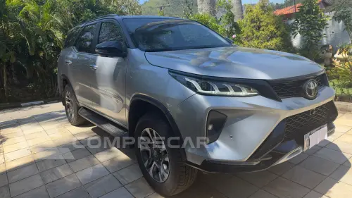 HILUX SW4 2.8 D-4d Turbo Diamond 7L 4X4