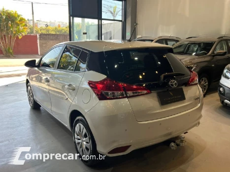 YARIS 1.5 16V FLEX SEDAN XL LIVE MULTIDRIVE