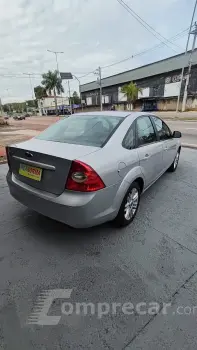 FOCUS 1.6 GL Sedan 16V