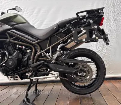 TRIUMPH TIGER 800 XCA