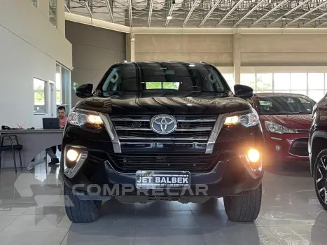HILUX SW4 2.7 SRV 7 LUGARES 4X2 16V FLEX 4P AUTOMÁTICO