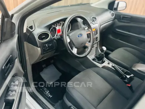 FOCUS 1.6 8V
