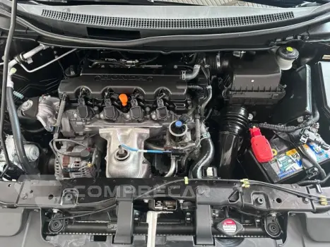 CIVIC - 1.8 EXS 16V 4P AUTOMÁTICO