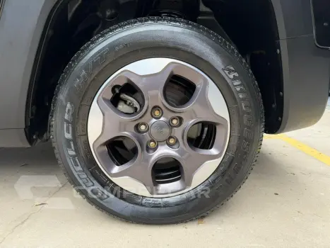 Renegade 1.8 16V Flex Sport 4P Automático