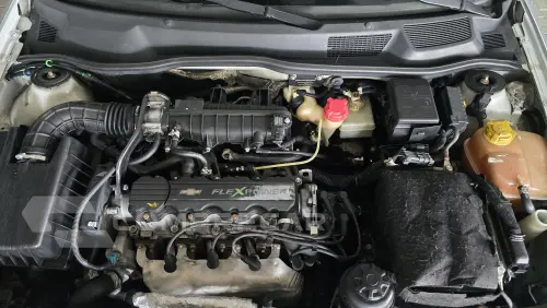 ASTRA 2.0 MPFI Advantage 8V