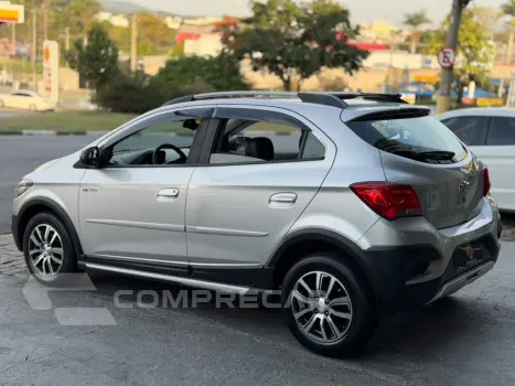 ONIX 1.4 MPFI ACTIV 8V FLEX 4P AUTOMÁTICO