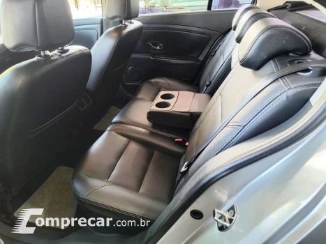 FLUENCE 2.0 Dynamique 16V