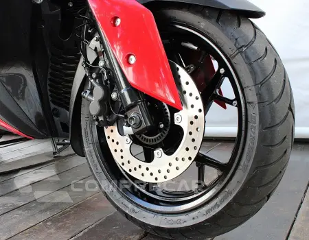 YAMAHA XMAX ABS