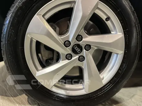 Q3 2.0 40 4P TFSI SPORTBACK PERFORMANCE BLACK QUATTRO TIPTRO